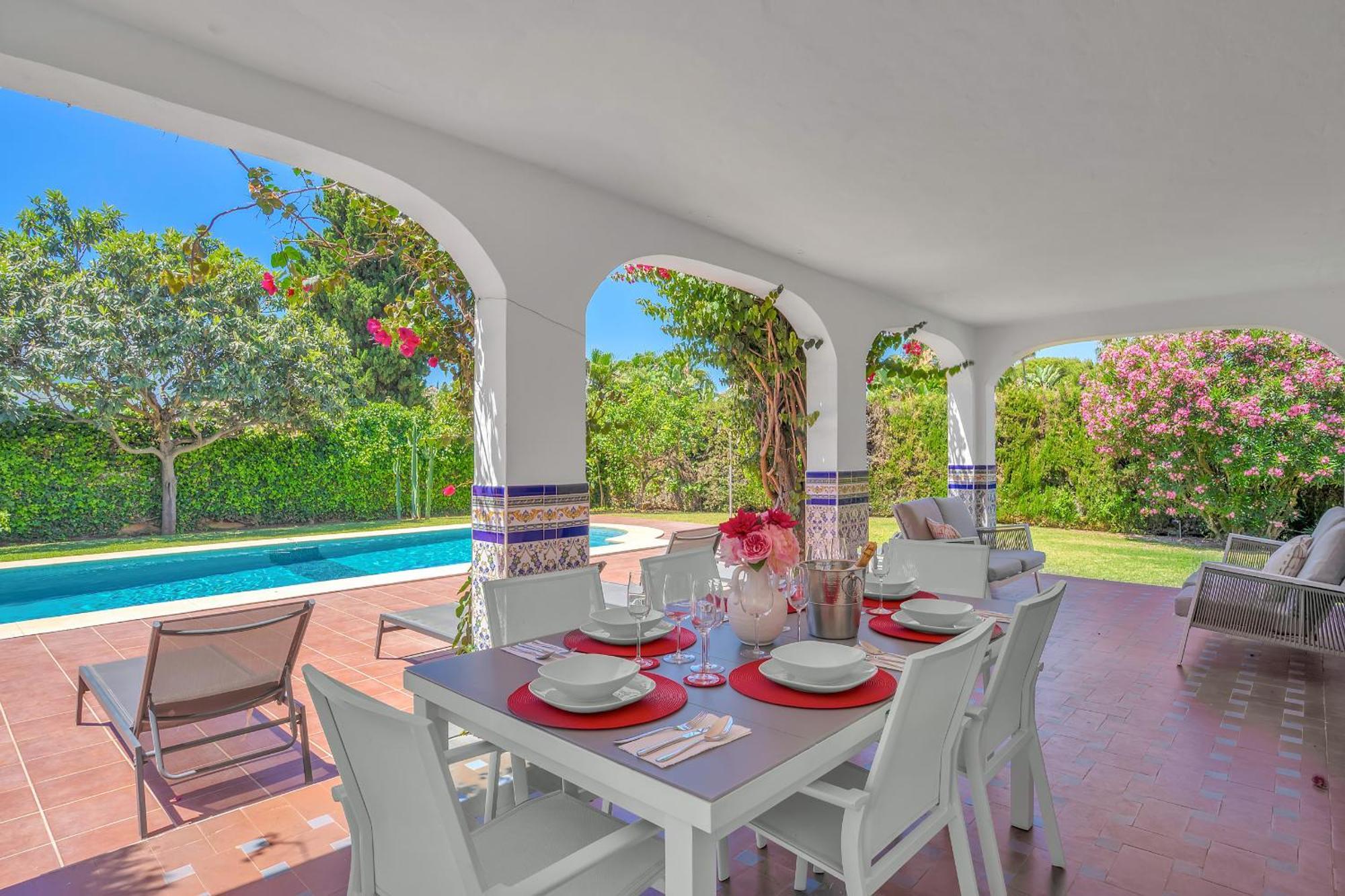 Elena - Casablanca Villa *